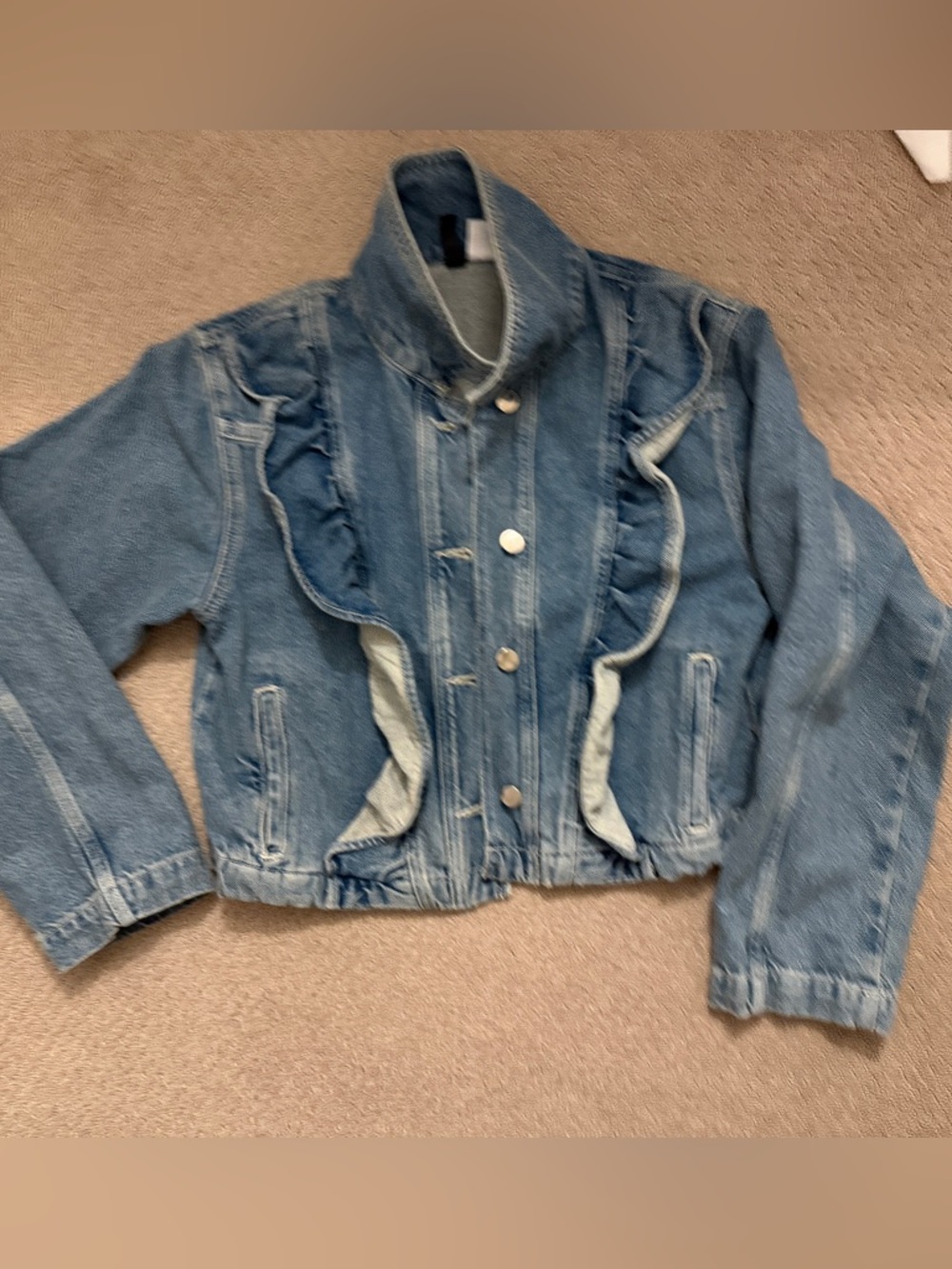 H&M Women’s Ruffle Front Denim Coat. Size Small. Worn once. EUC.